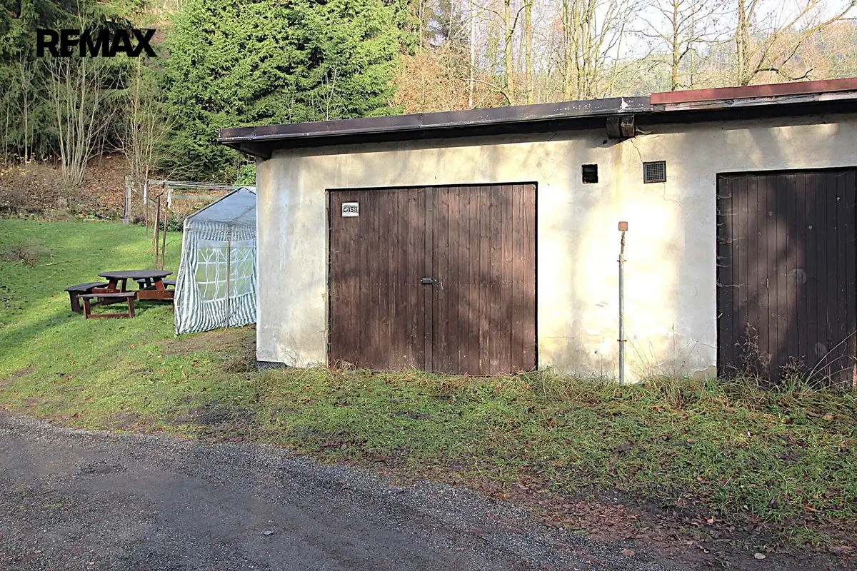 Prodej garáže 24 m², Desná III · Desná
