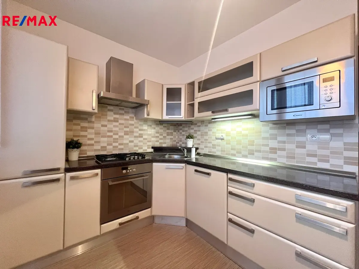 Prodej bytu 4+1 80 m², Chomutov I · Chomutov