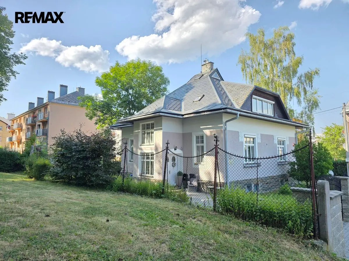 Prodej domu 240 m², Bartákova · Rýmařov