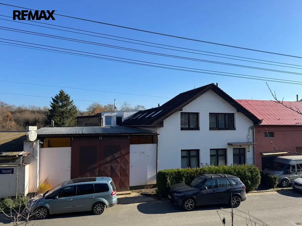 Prodej komerčního prostoru 600 m², Chlumská · Louky · Zlín