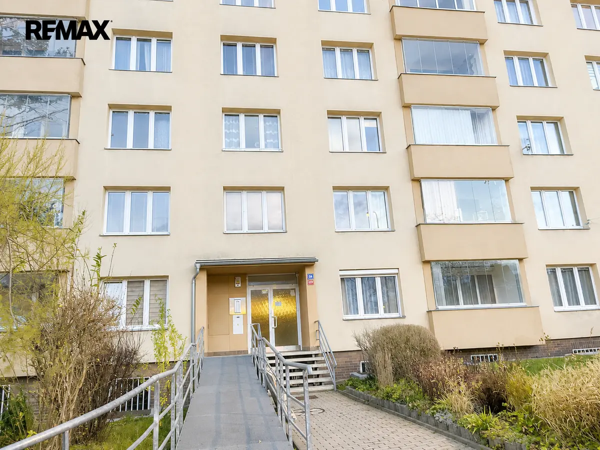 Prodej bytu 2+1 57 m², Gagarinova · Drahovice · Karlovy Vary