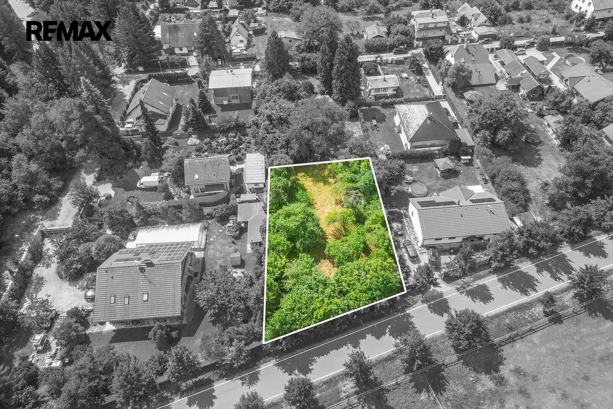 Prodej pozemku 999 m², Kaštanová · Těptín · Kamenice