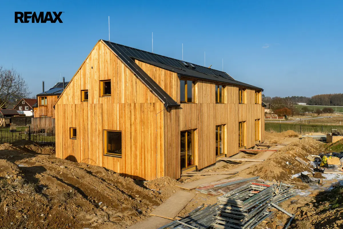 Prodej bytu 3+kk 67 m², Doksy – část obce Zbyny