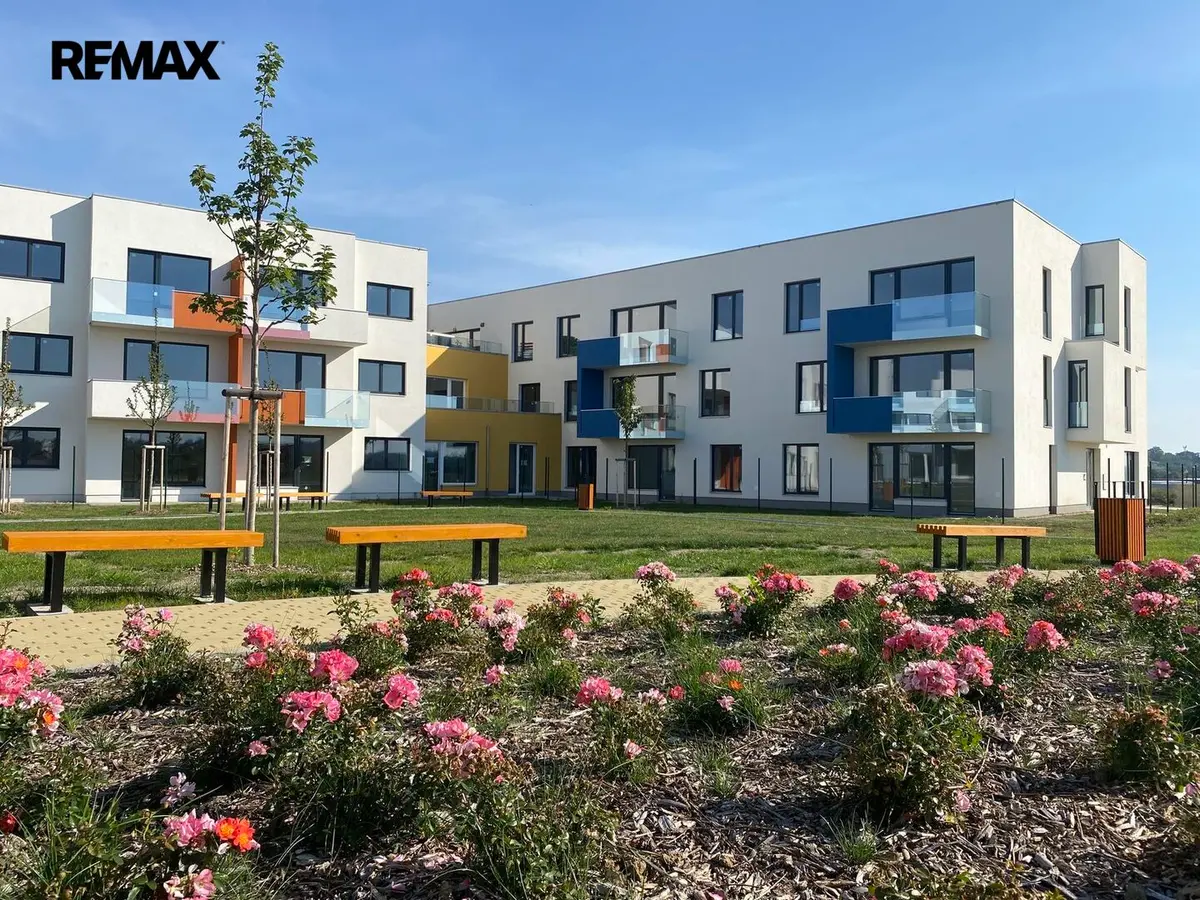 Prodej bytu 2+kk 64 m², Černodolská · Dolní Počernice
