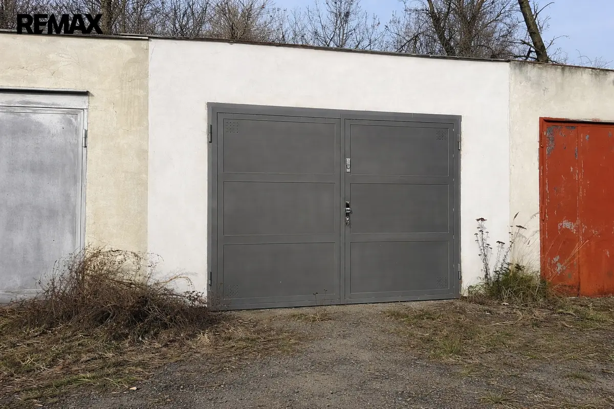 Prodej garáže 18 m², Brno – část obce Královo Pole