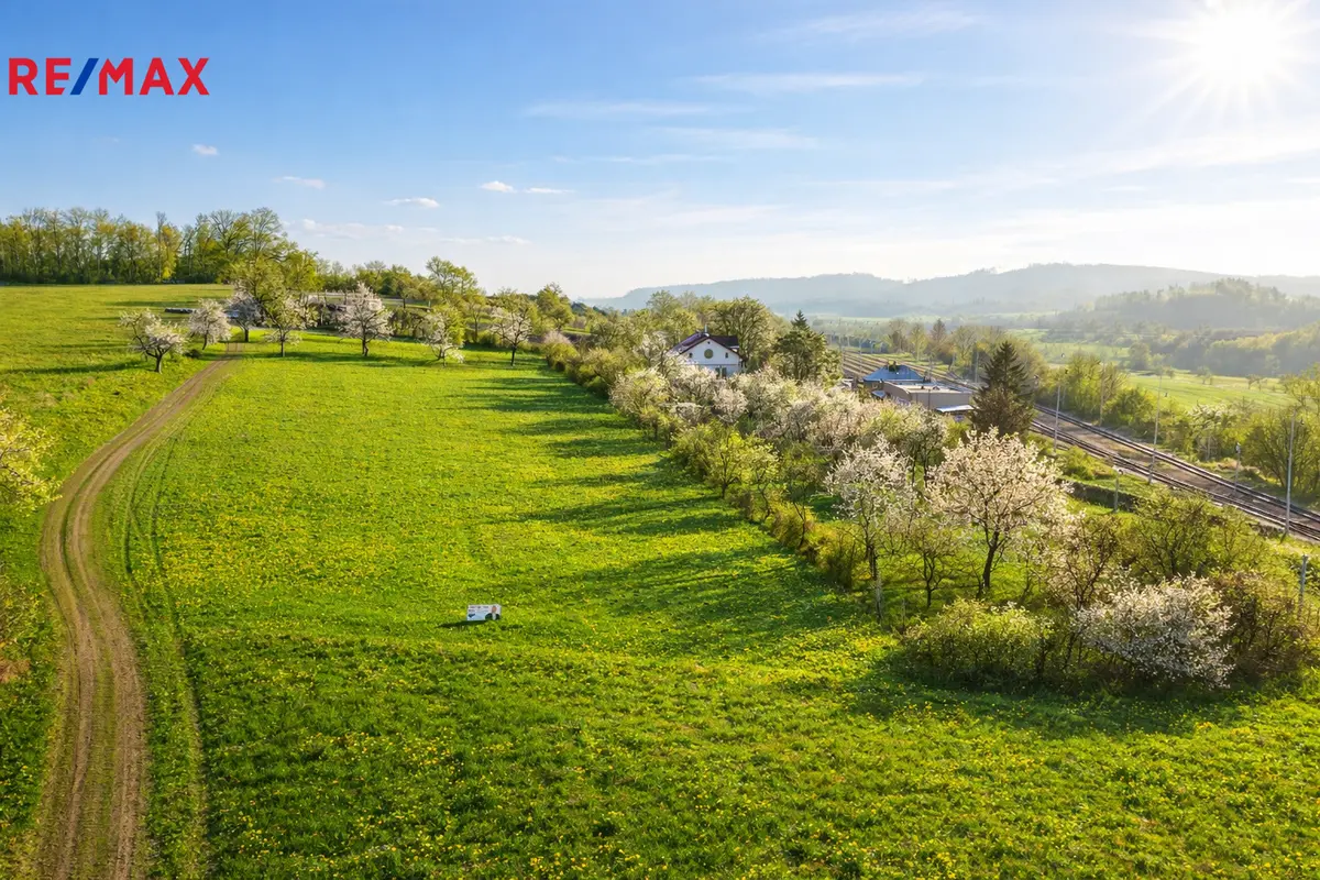 Prodej pozemku 4299 m², Libuň · okres Jičín