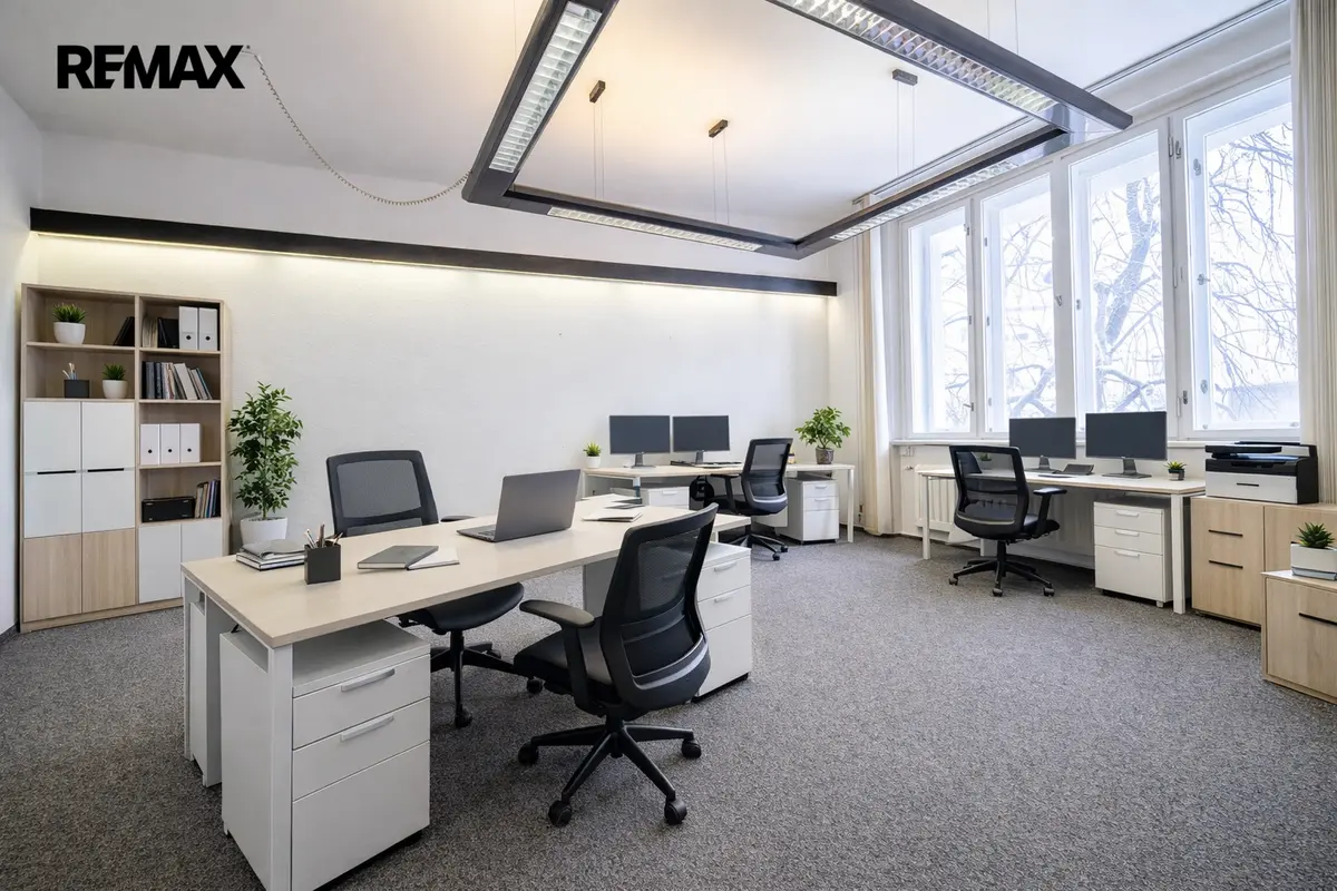 Pronájem komerčního prostoru 148 m², Karlovo náměstí · Roudnice nad Labem