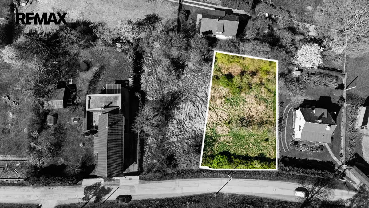 Prodej pozemku 1185 m², Hrusice · okres Praha-východ