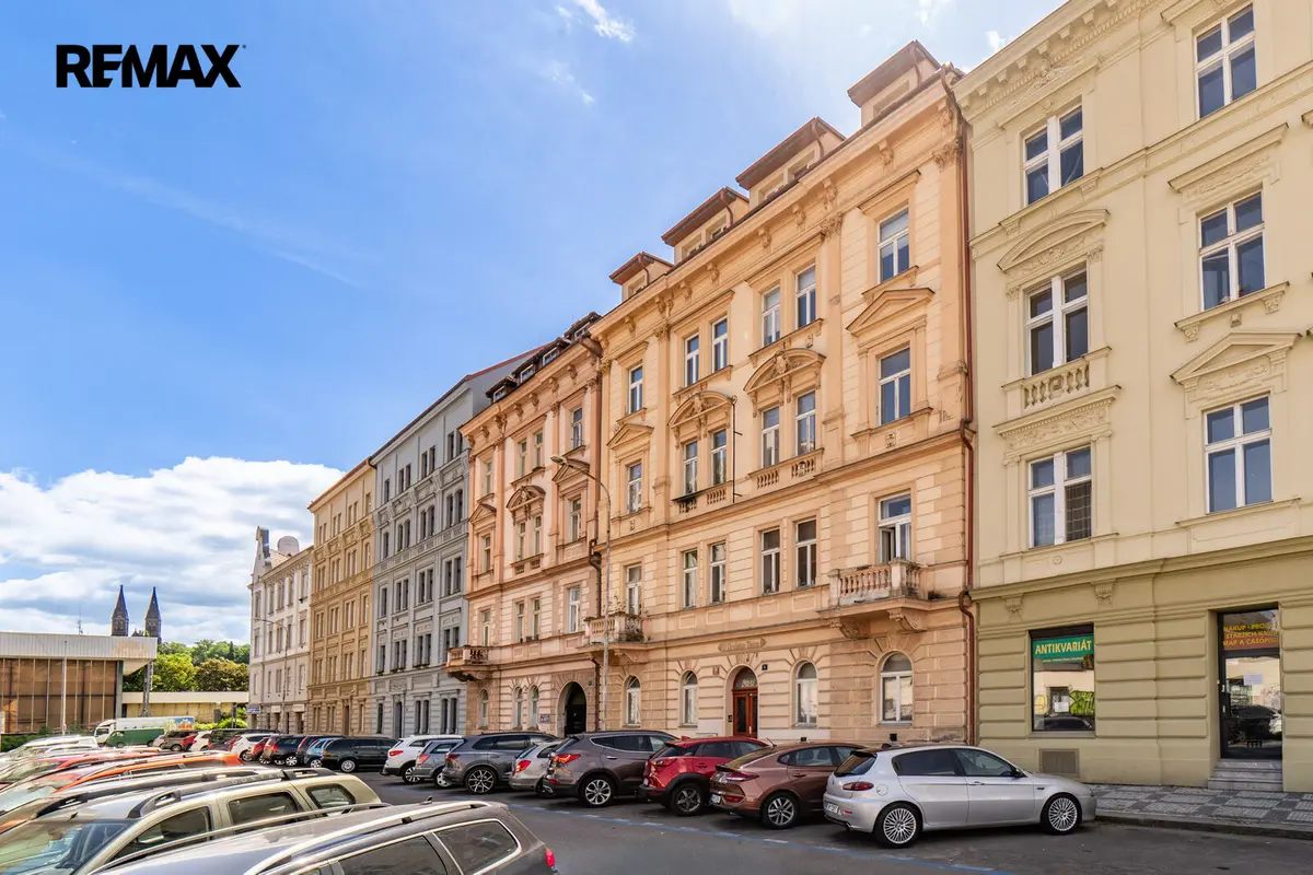 Prodej bytu 2+kk 36 m², Kotevní · Smíchov