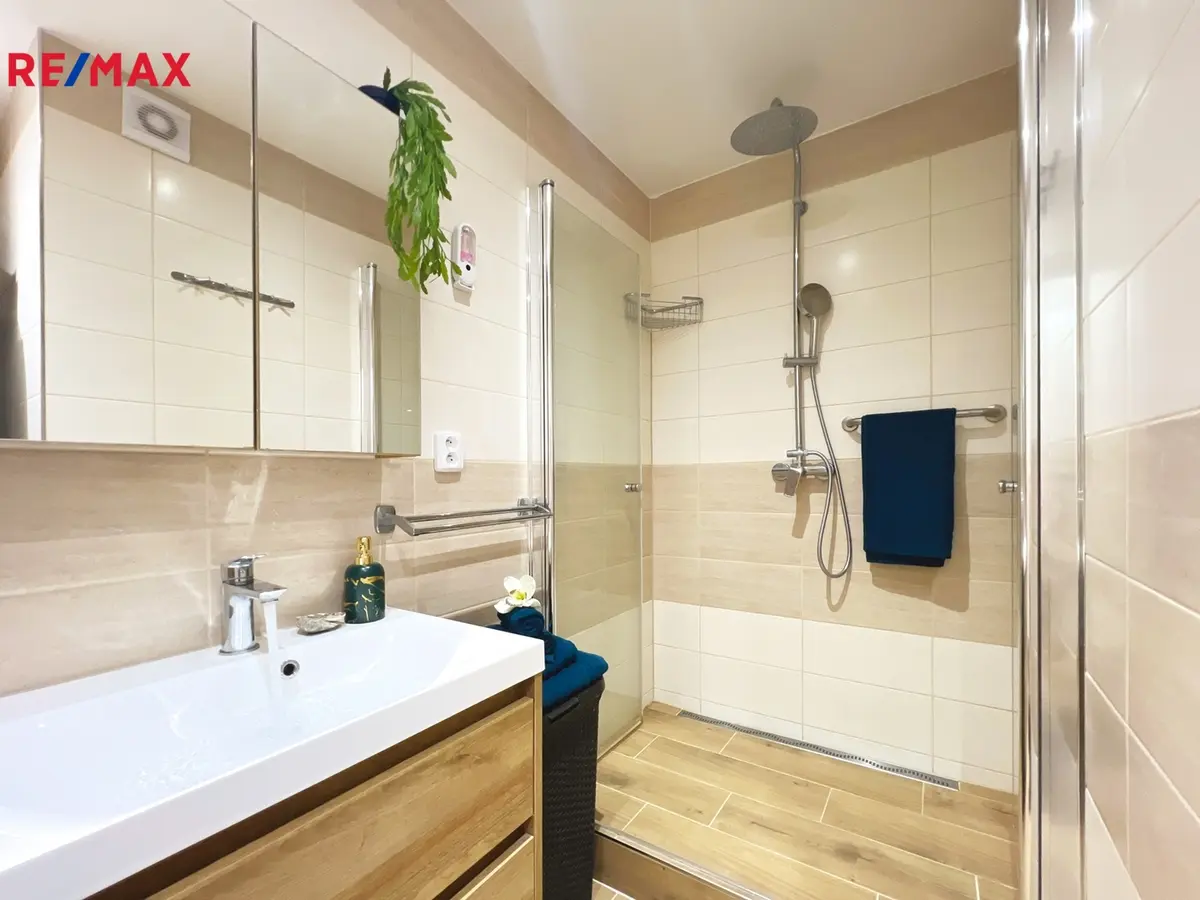 Prodej bytu 4+1 83 m², Mírová · Cheb