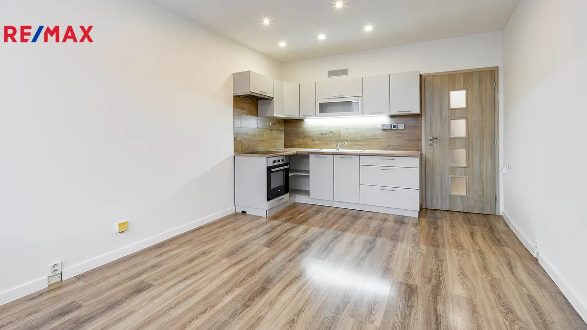 Prodej bytu 1+kk 25 m², Žitavská · Varnsdorf