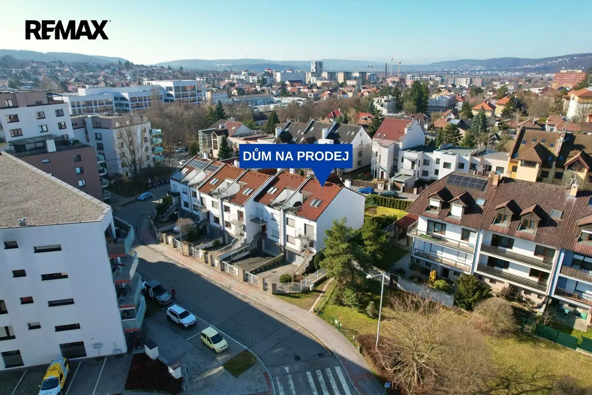 Prodej domu 320 m², Soukalova · Modřany