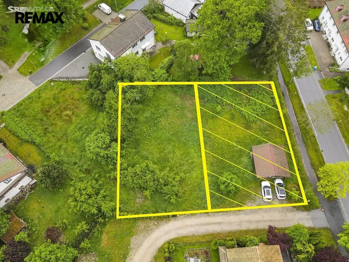 Prodej pozemku 693 m², REG – část obce