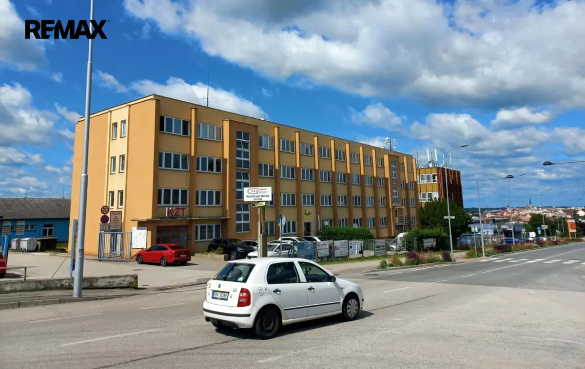 Pronájem komerčního prostoru 17 m², Chýnovská · Tábor