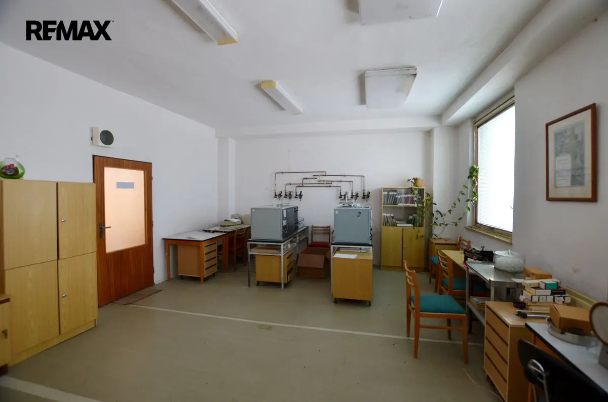 Pronájem komerčního prostoru 92 m², Slapy · okres Tábor
