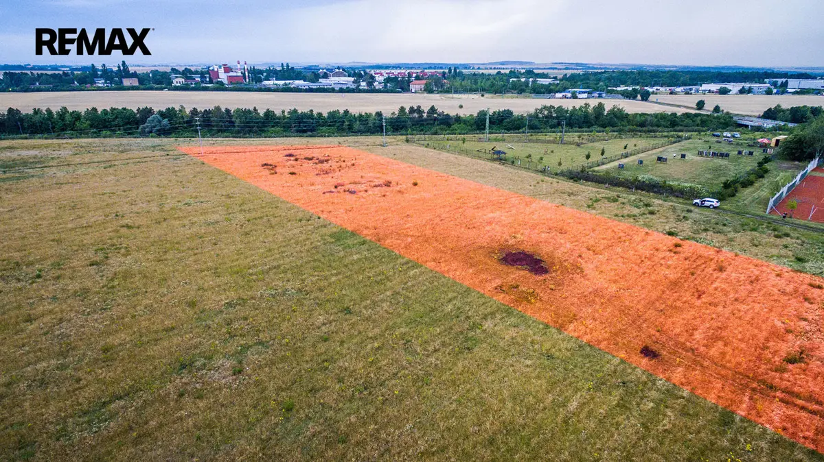 Prodej pozemku 10874 m², Dolínek · Odolena Voda