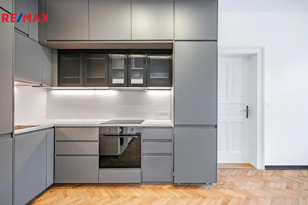Pronájem bytu 3+kk 64 m², Šmeralova · Bubeneč