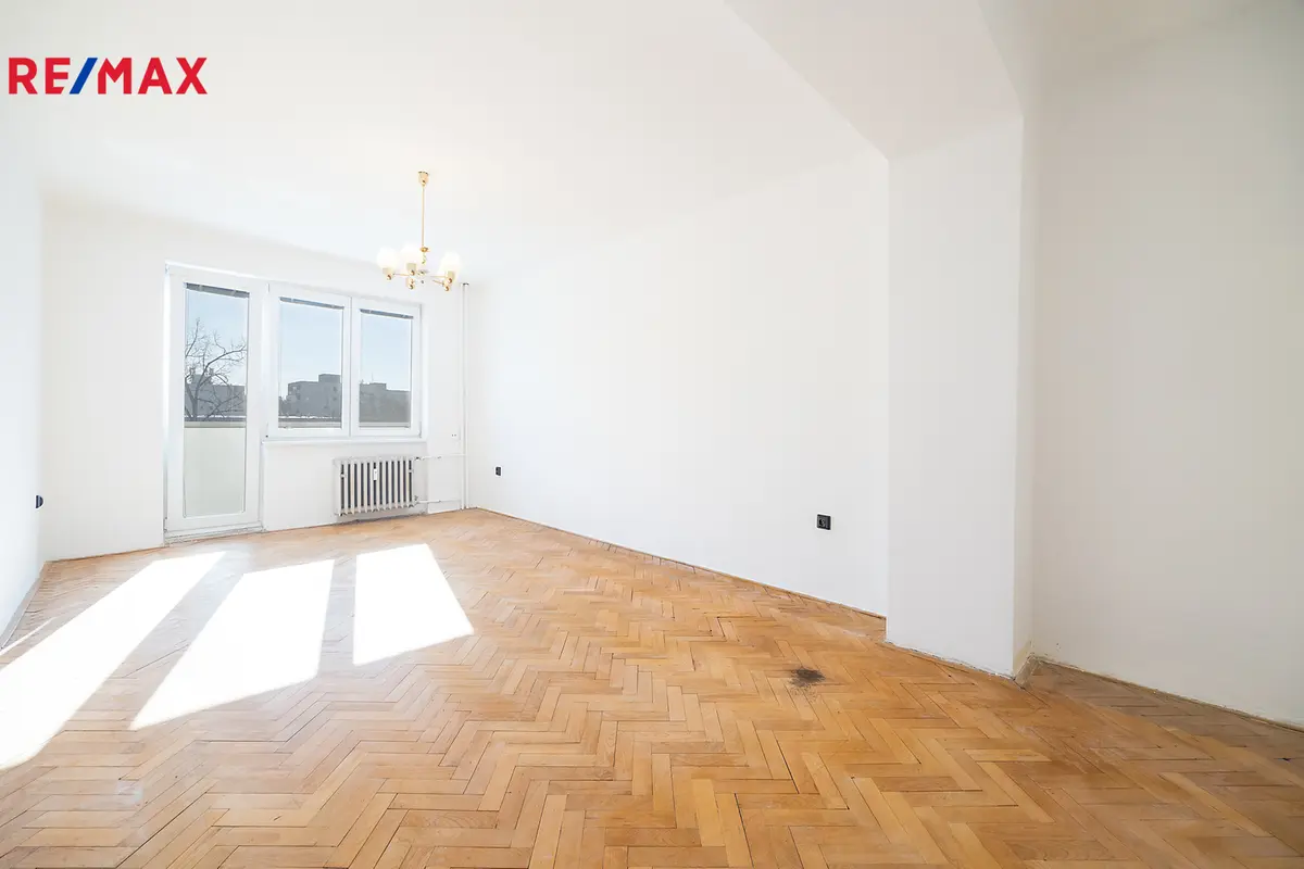 Prodej bytu 2+1 53 m², Pod lipami · Žižkov