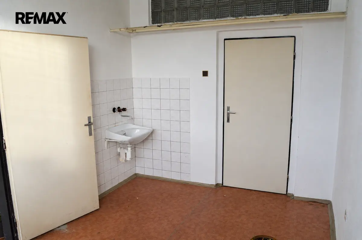 Pronájem komerčního prostoru 10 m², Strunkovice nad Blanicí · okres Prachatice