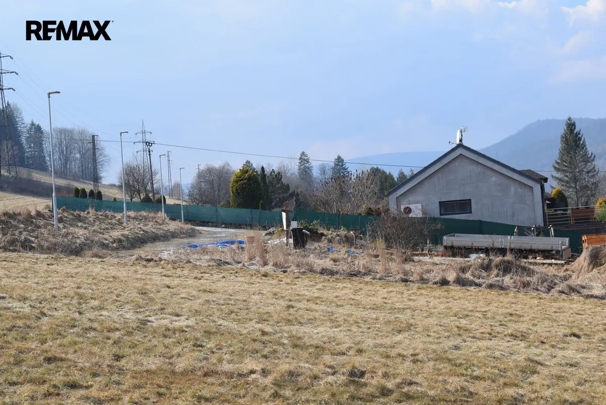 Prodej pozemku 3795 m², Lipová-lázně – část obce Dolní Lipová