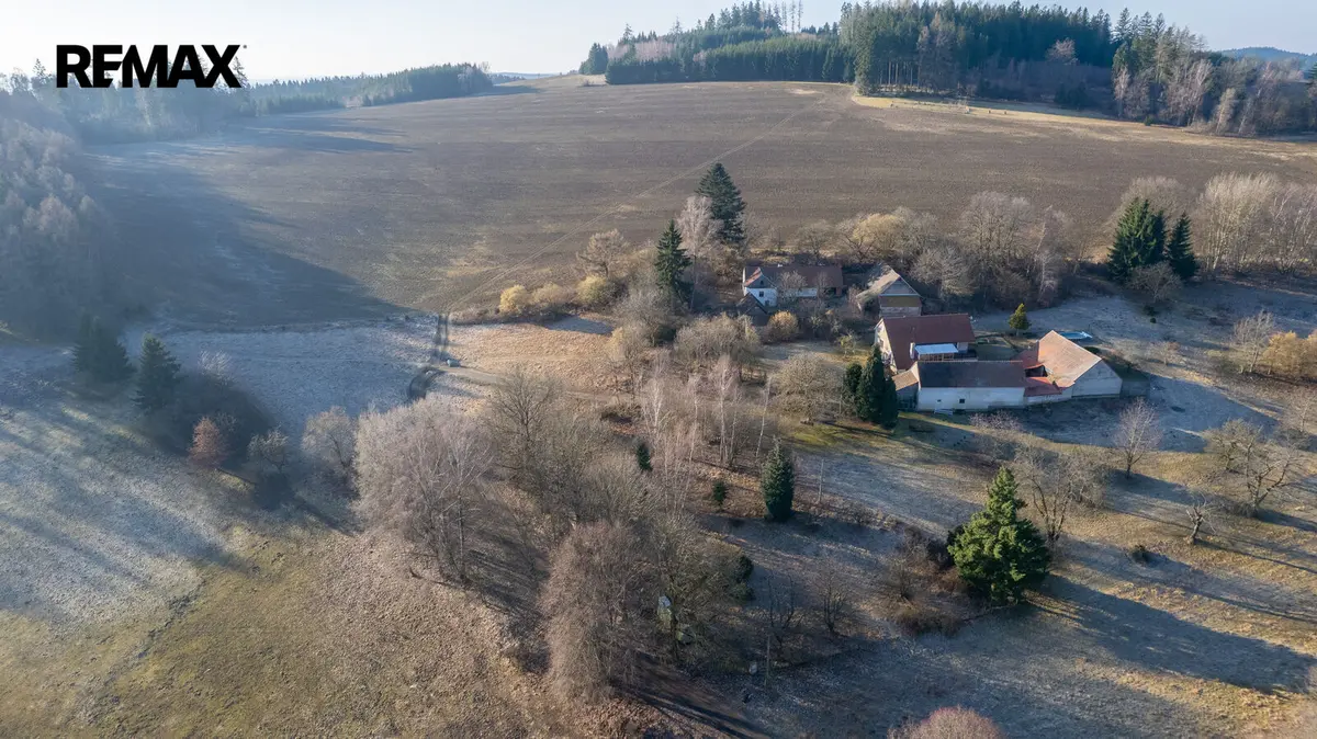 Prodej pozemku 2465 m², Hory u Votic · Votice