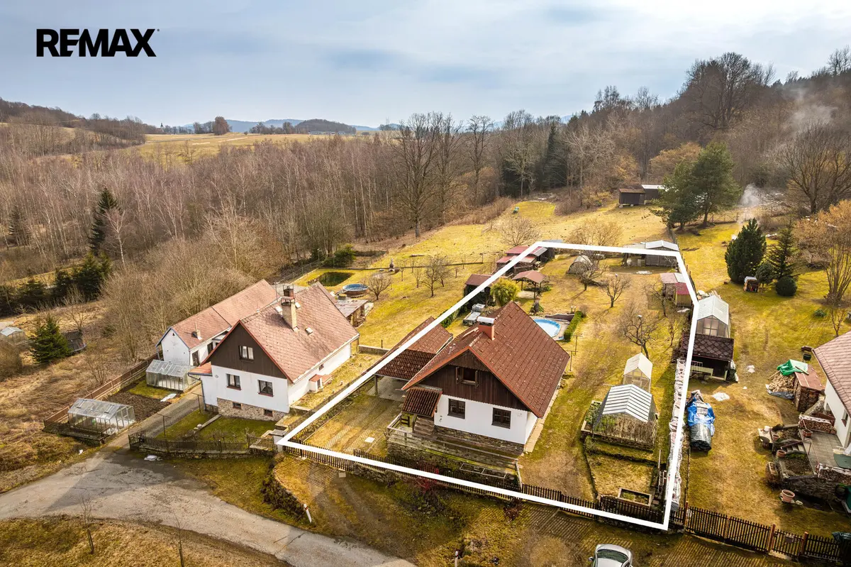 Prodej domu 120 m², Chroboly – část obce Lučenice