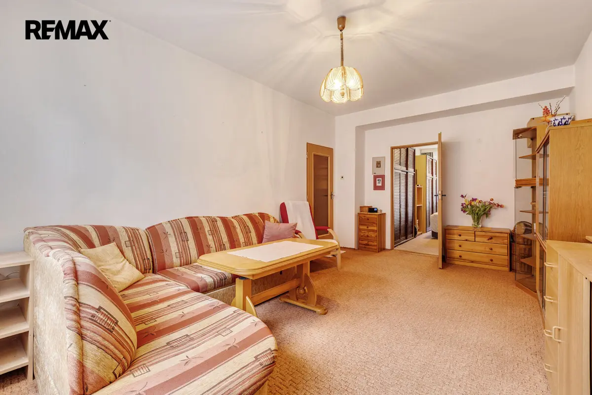 Pronájem bytu 2+1 54 m², I. P. Pavlova · Karlovy Vary