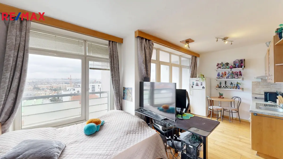 Prodej bytu 1+kk 26 m², Vinohradská · Strašnice