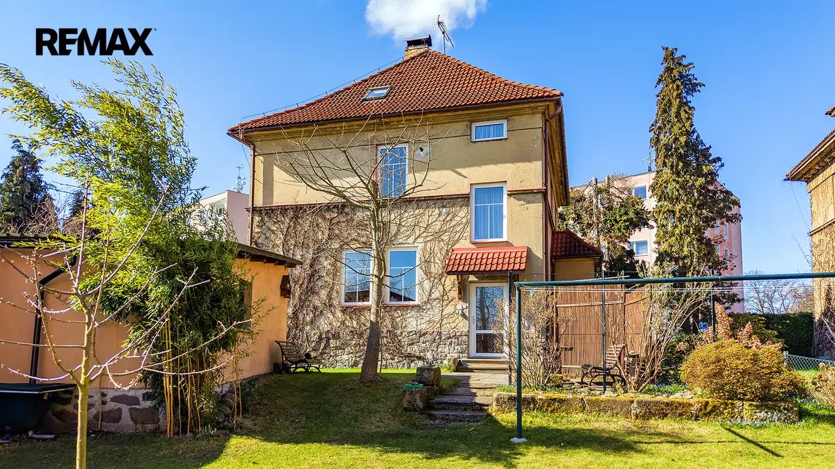 Prodej domu 294 m², Hřebenka · Nový Bor