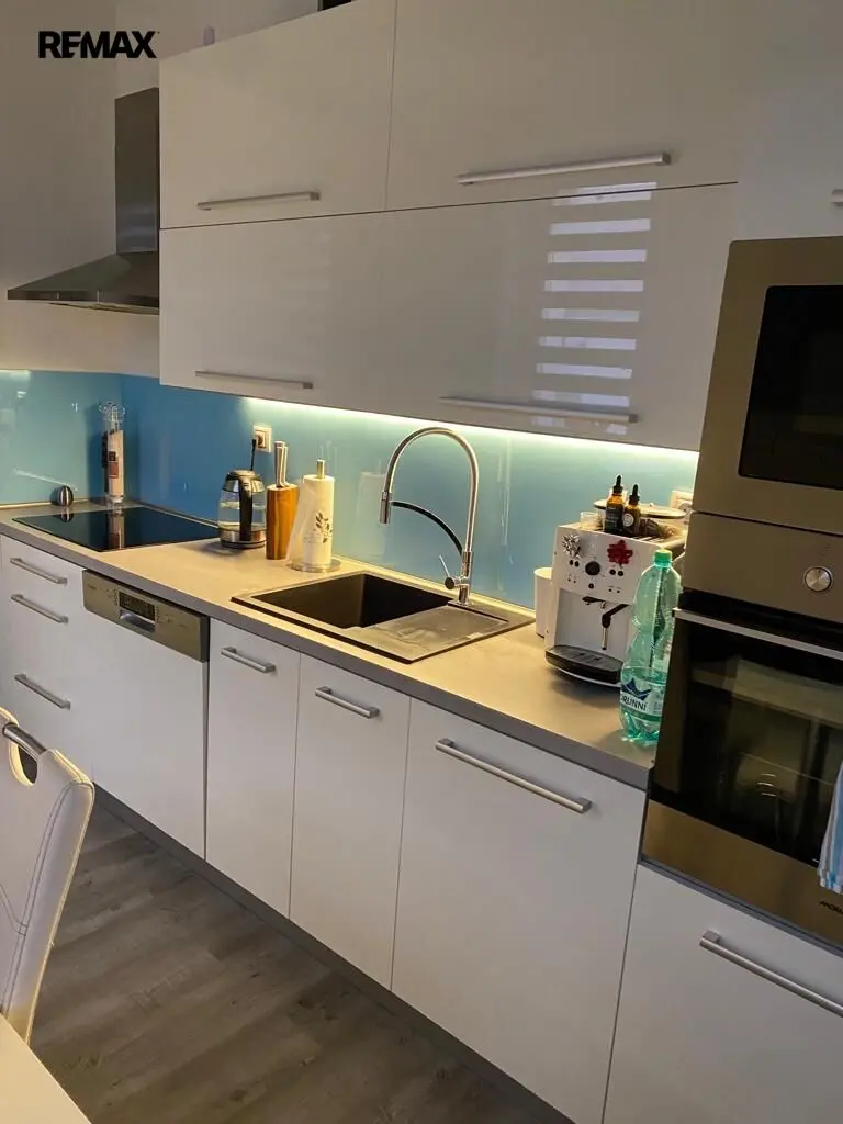Pronájem bytu 3+1 80 m², Petra Bezruče · Velká Hleďsebe