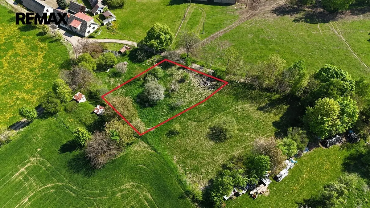 Prodej pozemku 1098 m², Damíč · Soběšice