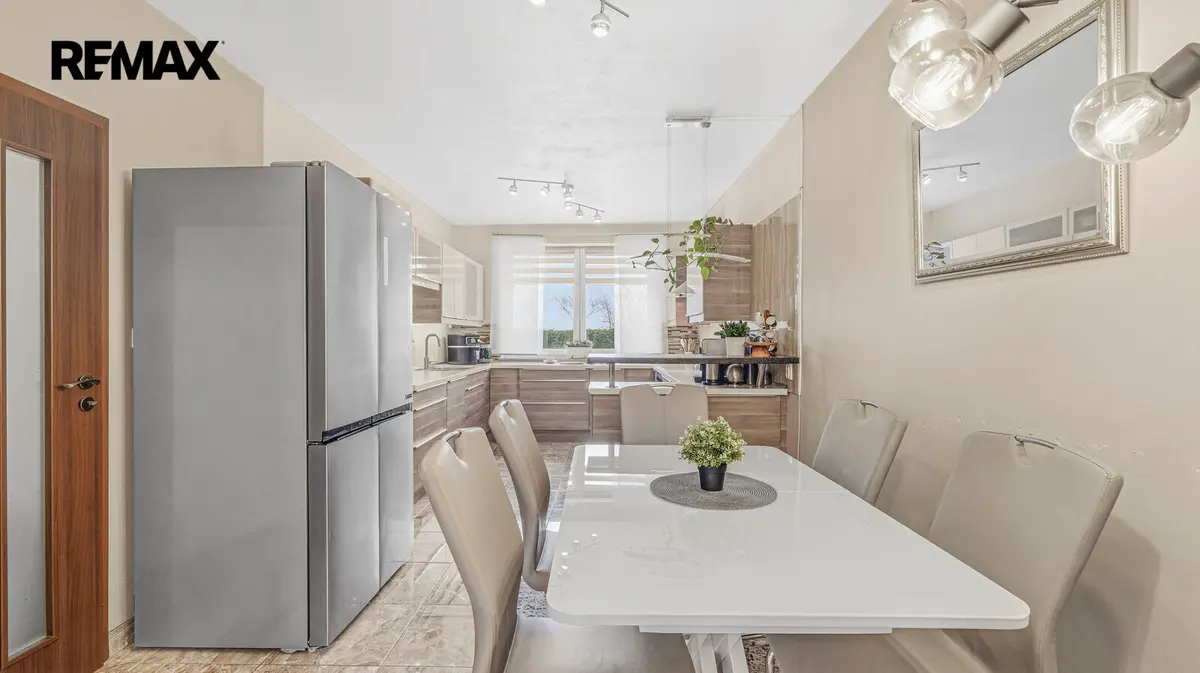 Prodej domu 213 m², Čs. armády · Pletený Újezd