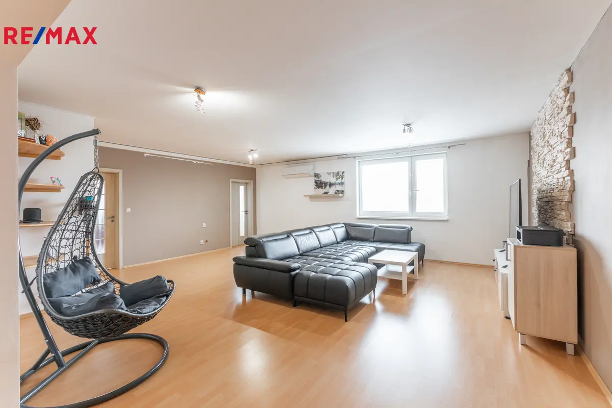 Prodej bytu 4+kk 138 m², K Vysílači · Liblice u Českého Brodu · Český Brod