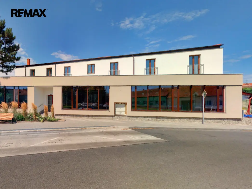 Pronájem komerčního prostoru 1100 m², Křivánkovo náměstí · Žebětín · Brno