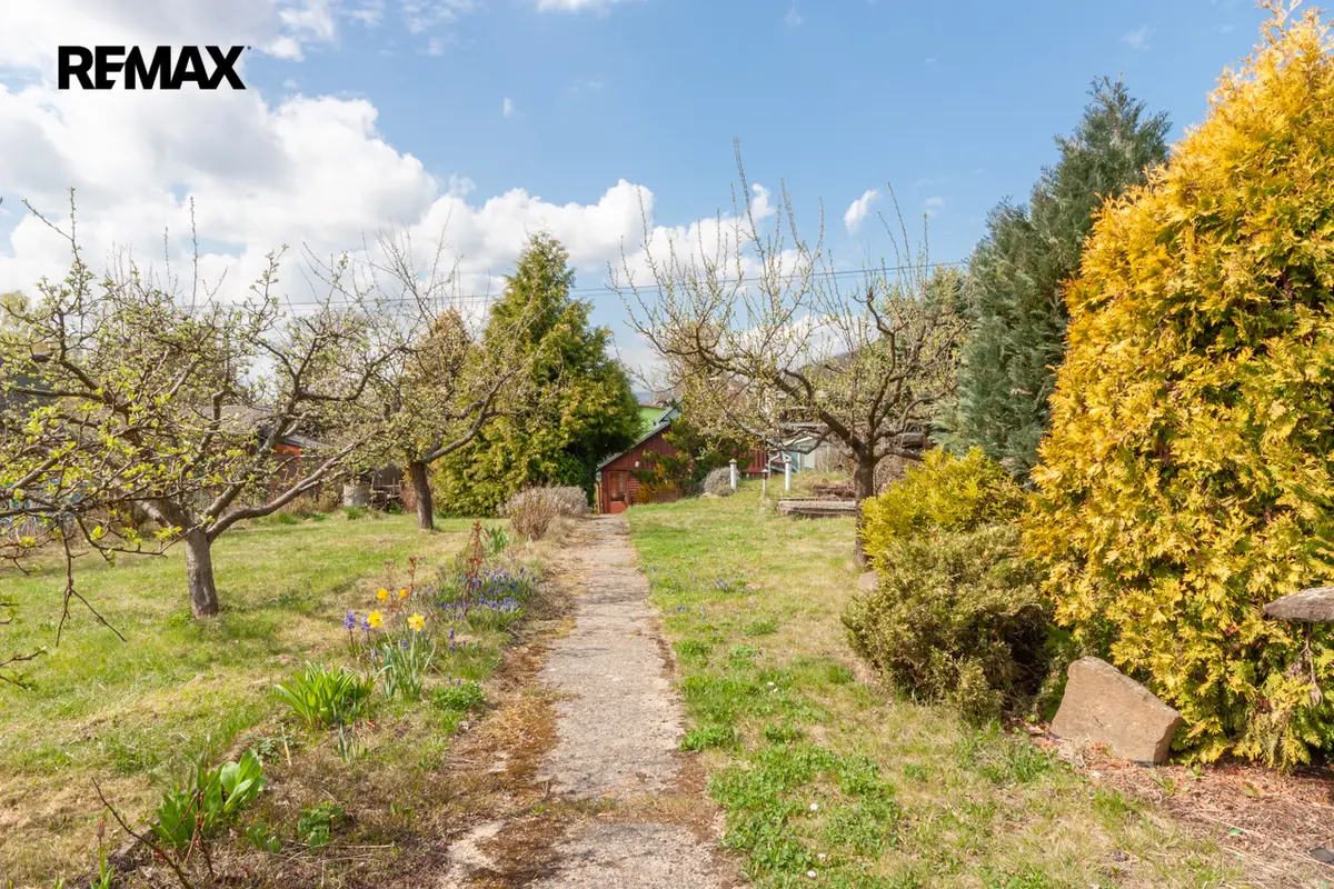 Prodej pozemku 522 m², Lom – část obce Lom u Mostu