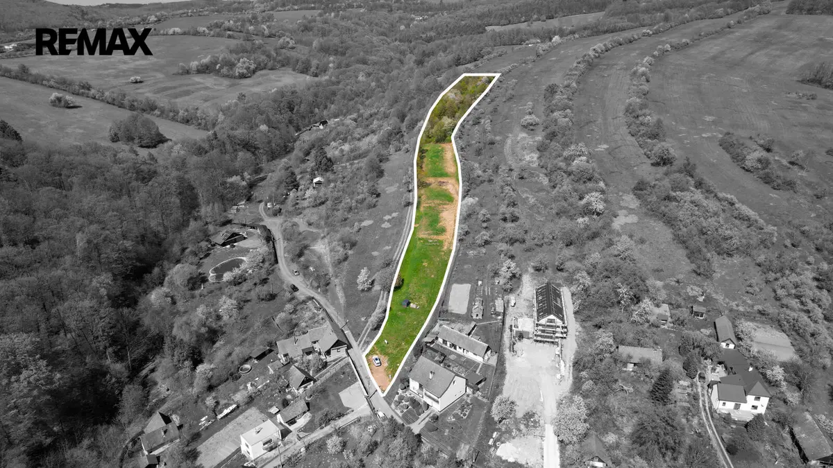 Prodej pozemku 8856 m², Košíky · okres Uherské Hradiště