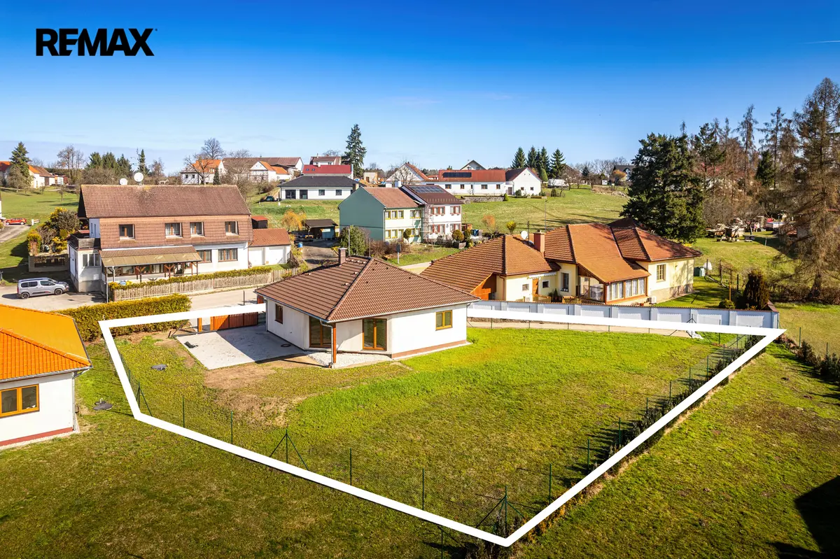 Prodej domu 114 m², Lišovská · Zvíkov u Lišova · Zvíkov