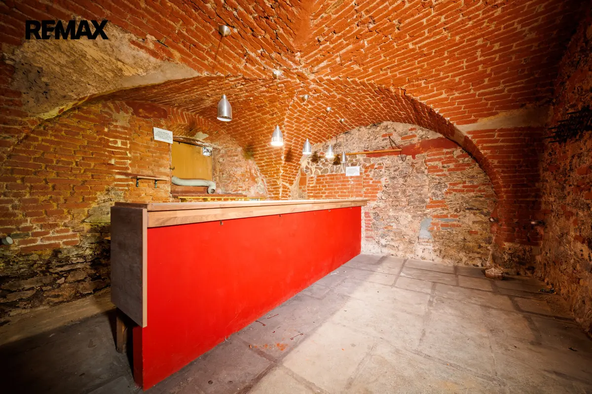Prodej komerčního prostoru 95 m², Cechovní · Cheb