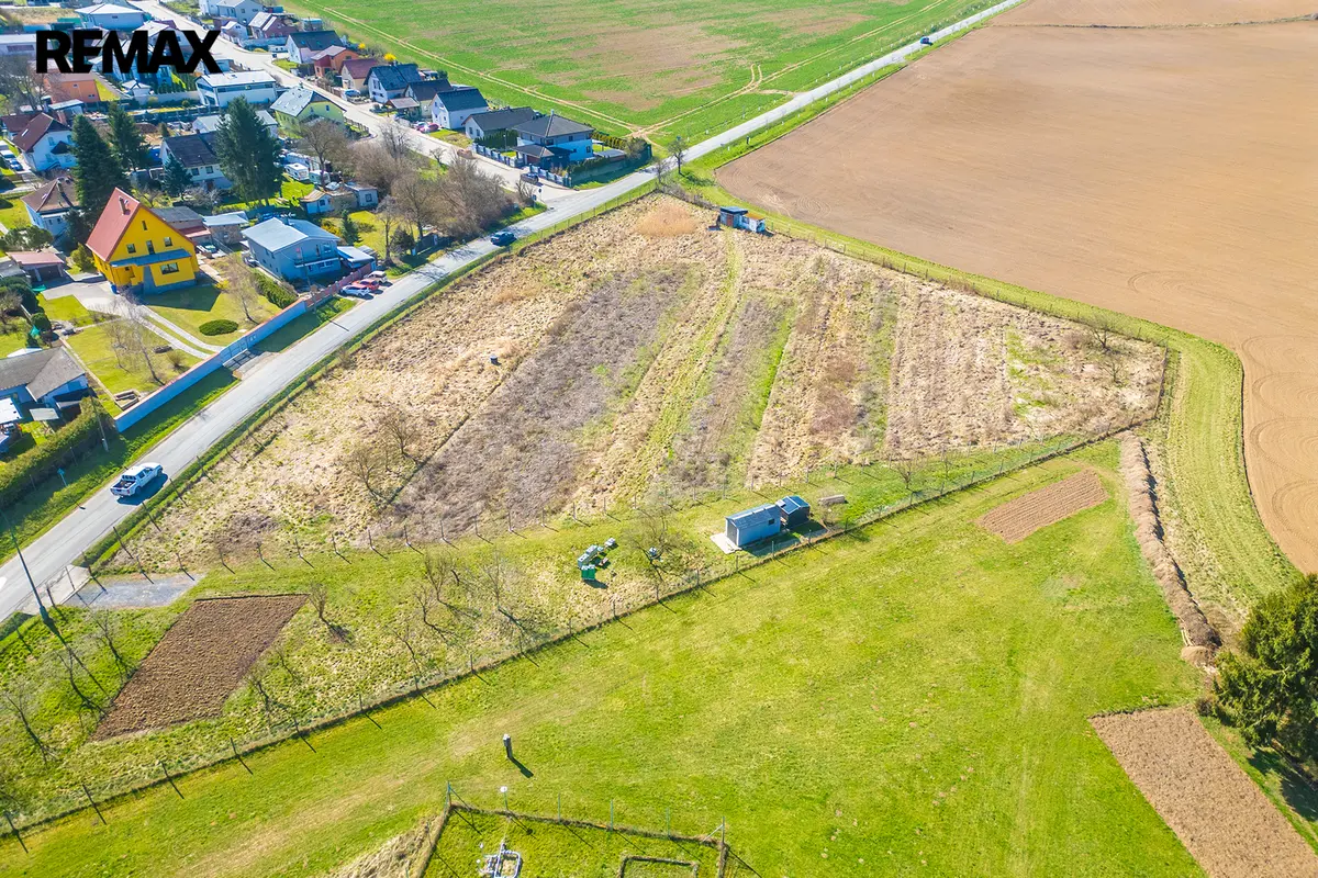 Prodej pozemku 11526 m², Úvaly – část obce Úvaly u Prahy