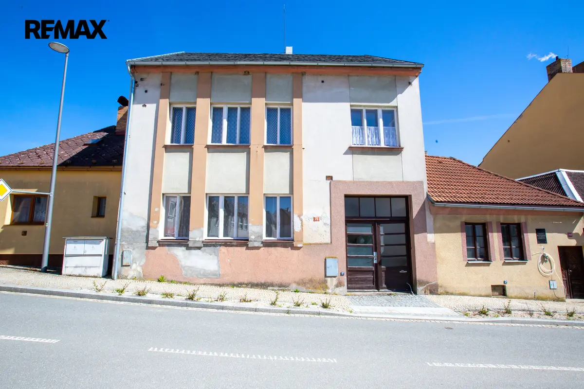 Prodej domu 196 m², Mariánské náměstí · Černovice u Tábora · Černovice