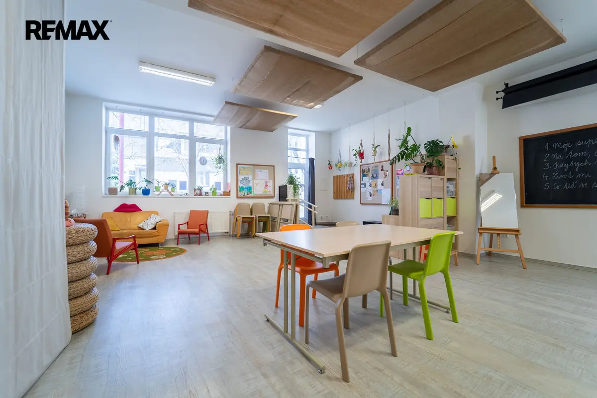 Prodej komerčního prostoru 60 m², Lidická · Poděbrady