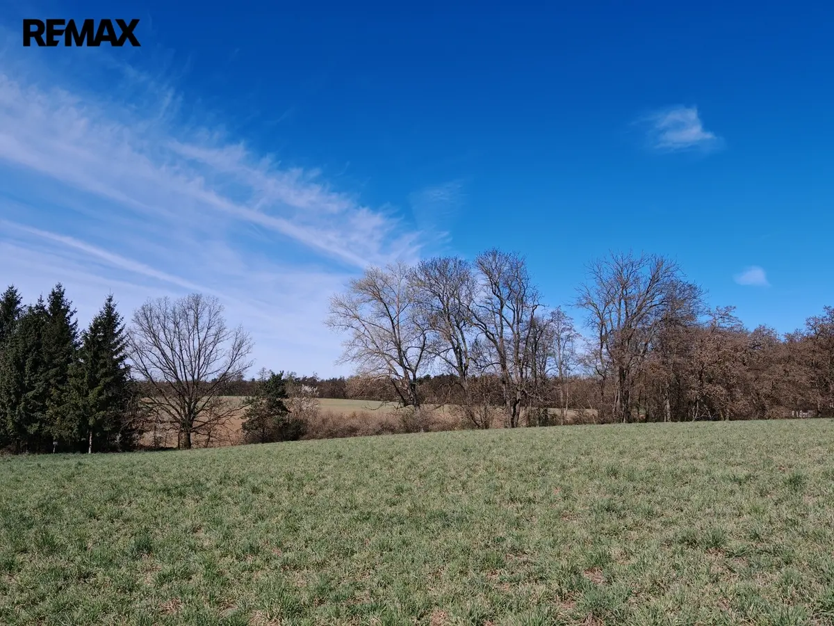 Prodej pozemku 12757 m², Úvaly – část obce Úvaly u Prahy