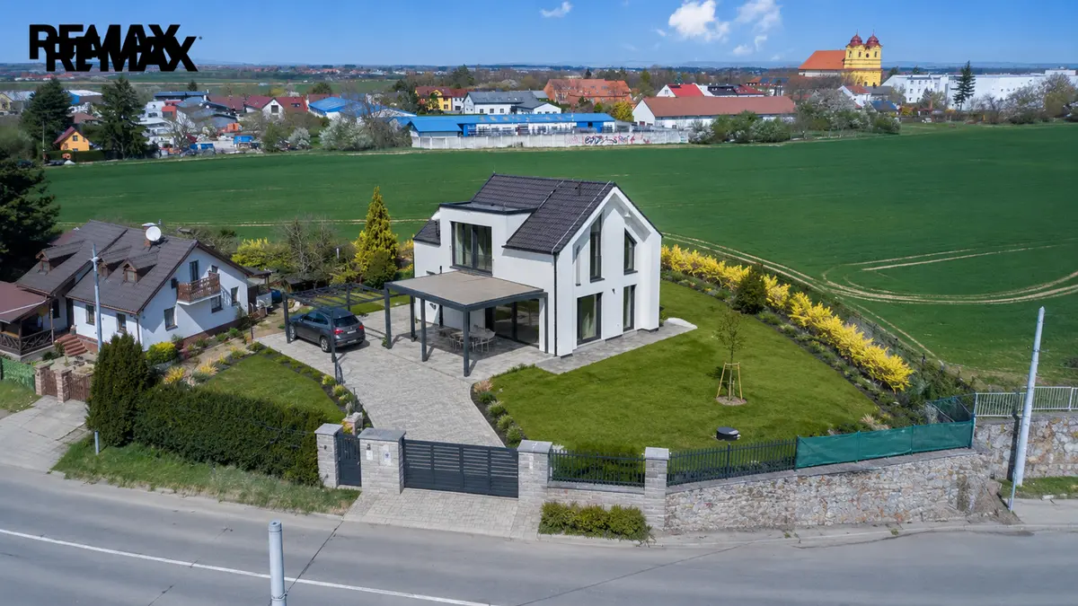 Prodej pozemku 550 m², Pardubická · Kukleny · Hradec Králové