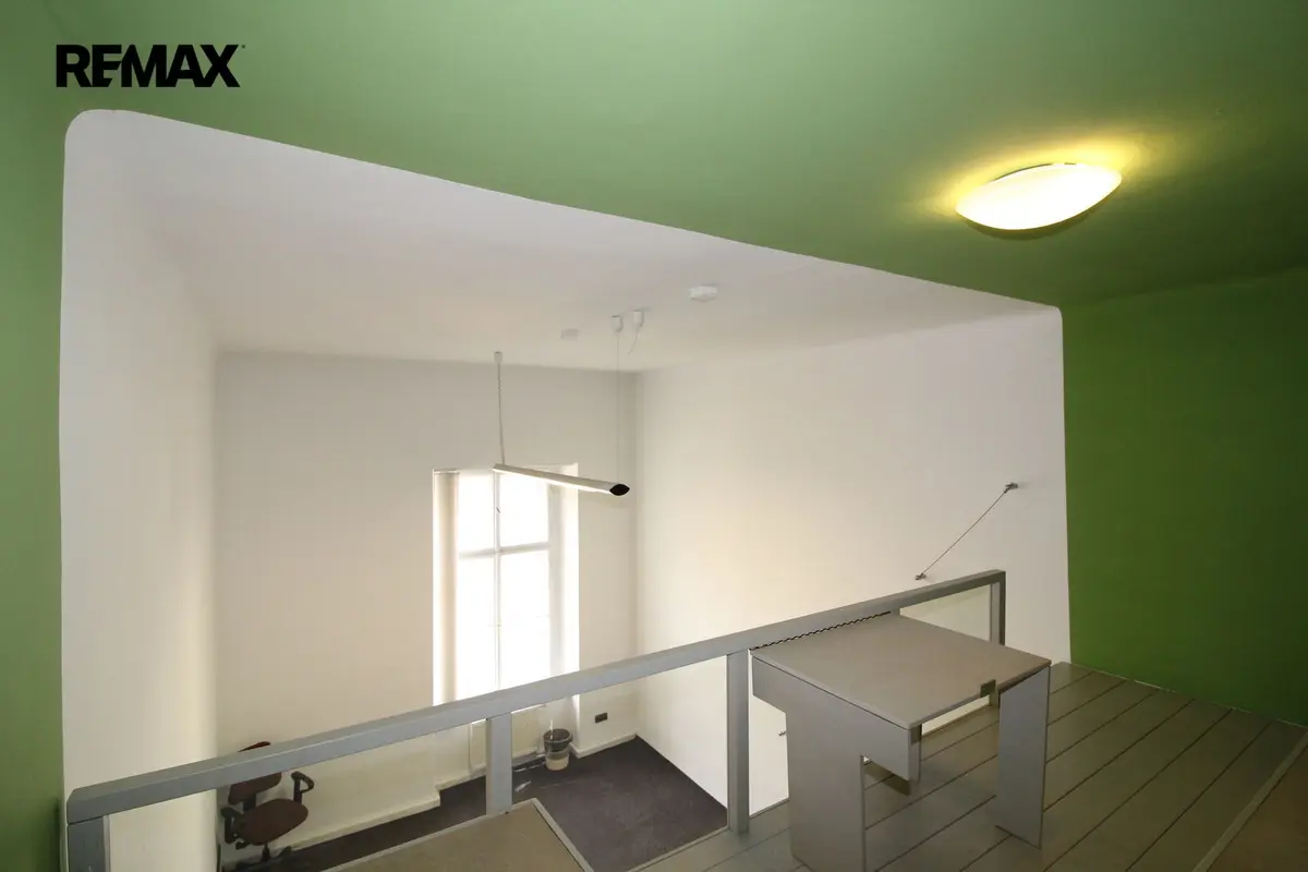 Pronájem komerčního prostoru 28 m², Holečkova · Smíchov