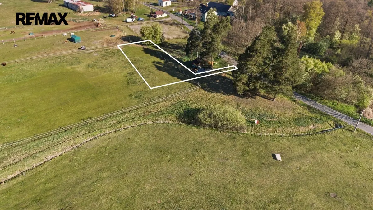 Prodej pozemku 1053 m², Heřmaničky u Dobranova · Česká Lípa