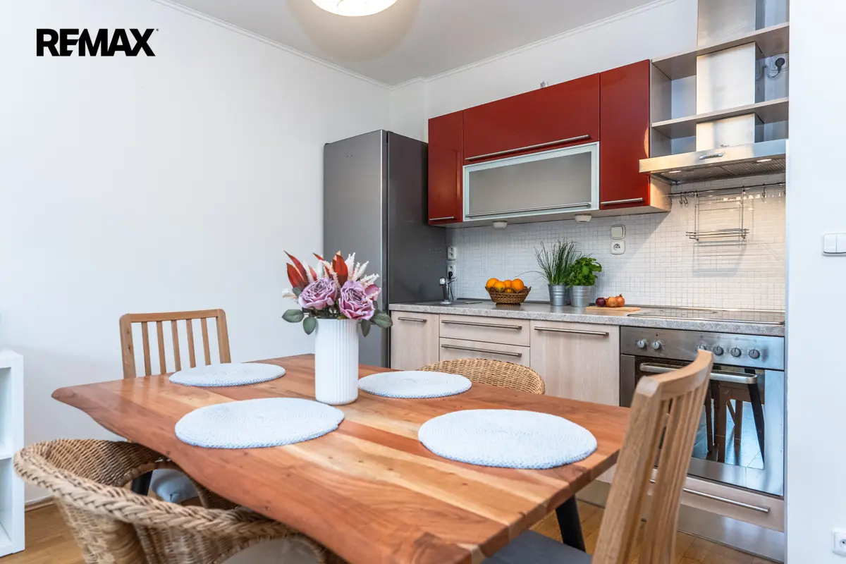 Pronájem bytu 2+kk 55 m², Kališnická · Žižkov