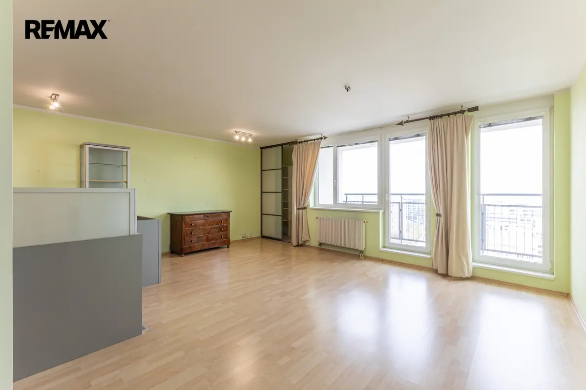 Prodej bytu 2+kk 90 m², V hůrkách · Stodůlky