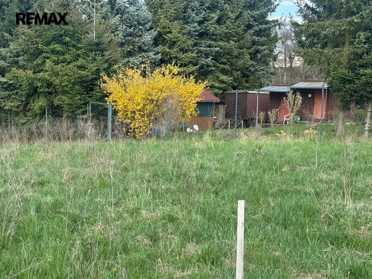 Prodej pozemku 1067 m², Zlín – část obce Štípa
