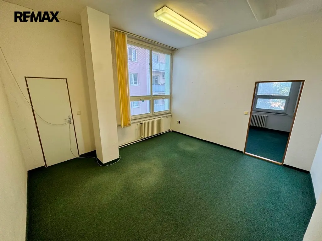 Pronájem komerčního prostoru 33 m², náměstí T. G. Masaryka · Břeclav