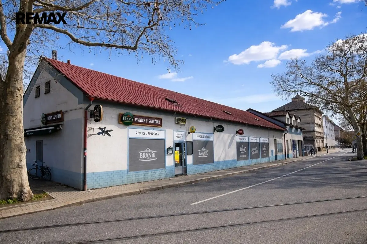 Prodej komerčního prostoru 859 m², Družstevní · Poděbrady
